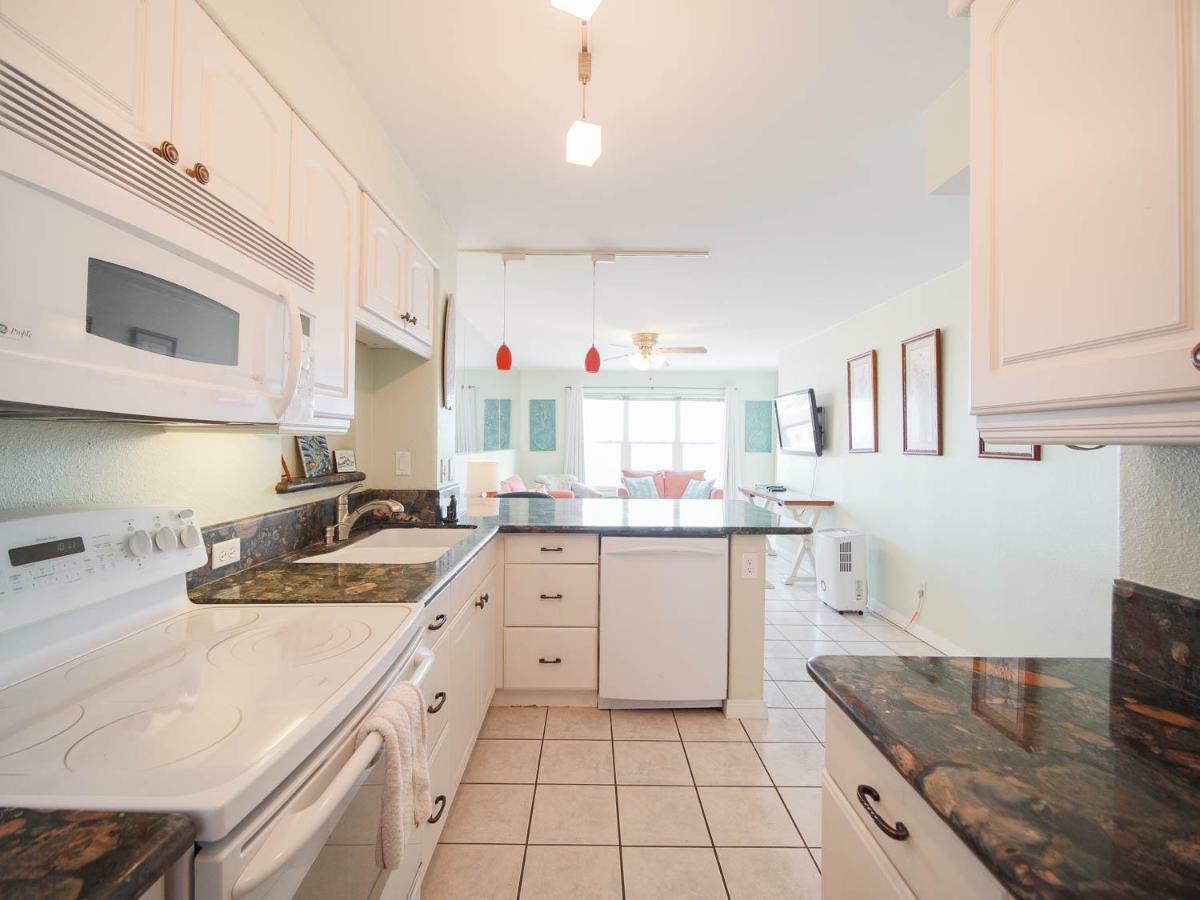 Relaxing Condo, Great Location, 3 Minute Walk To The Beach Condo เซาท์ปาเดรไอส์แลนด์ ภายนอก รูปภาพ